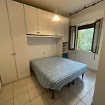 شقة Spacious Just 200mt From The روسولينا ماري
