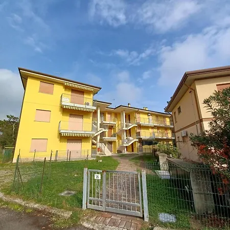 Spacious Just 200 M From The Apartman