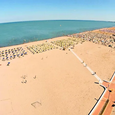 Spacious Just 200 M From The Appartamento Rosolina Mare